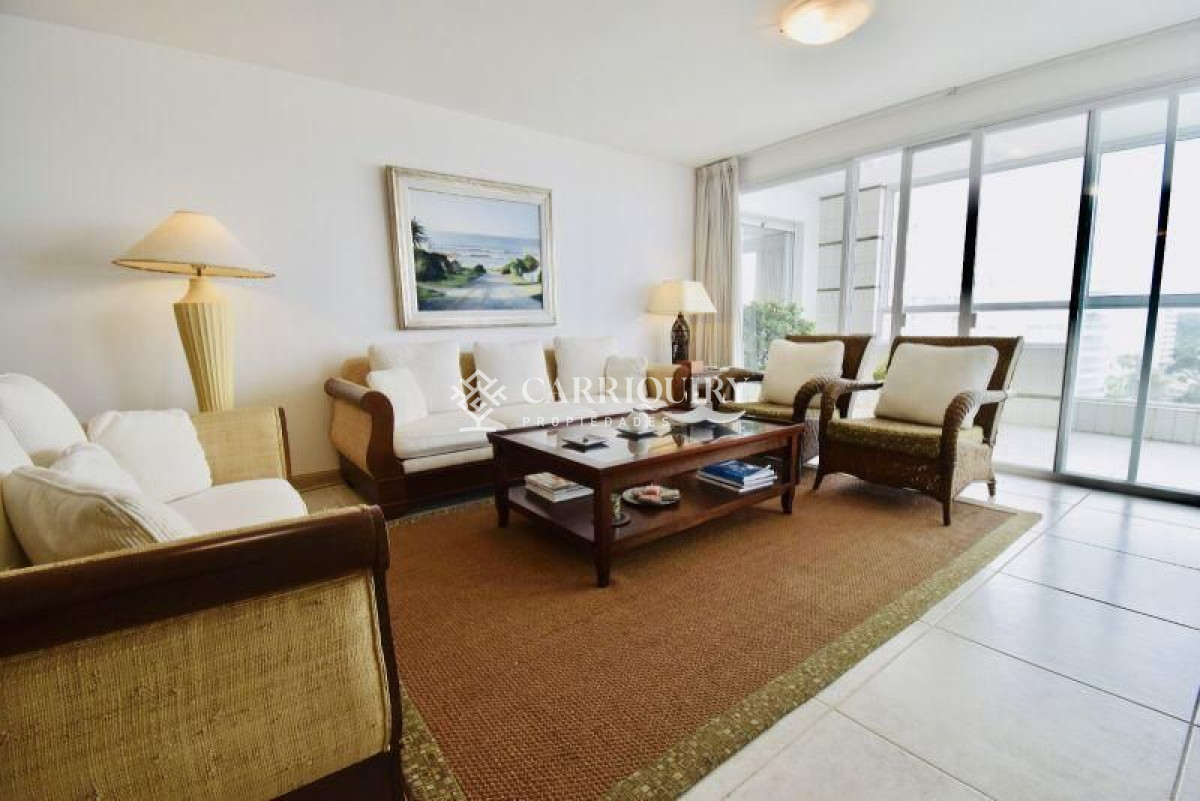 Brava - GoPunta - Portal Inmobiliario de Punta del Este - Maldonado