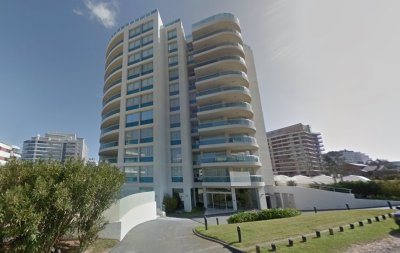Venta de Apartamento 3 DORMITORIOS + DEP en Playa Brava, Punta del Este