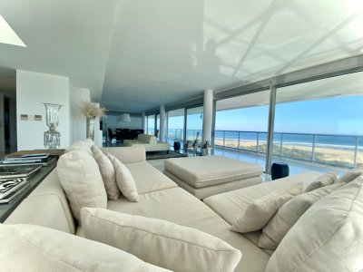 Venta Penthouse 4 dormitorios Playa Brava, Punta del Este