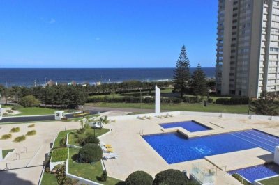Apartamento en venta Playa Mansa 2 dormitorios