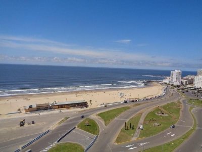 Apartamento en venta Playa Brava 3 dormitorios