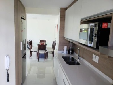 Apartamento en venta Playa Mansa 2 dormitorios