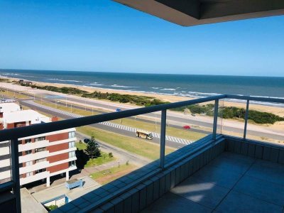 Apartamento en venta y alquiler temporario Playa Brava  3 dormitorios