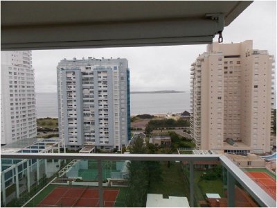 Apartamento en alquiler temporario Playa Mansa 2 dormitorios