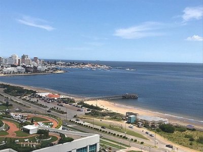 Apartamento en alquiler temporario Playa Mansa 2 dormitorios