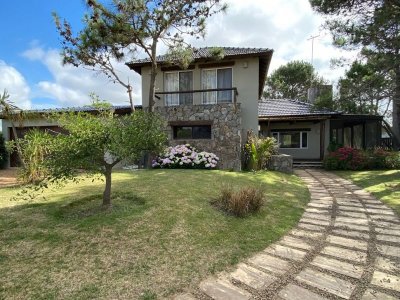 Casa en venta Arenas De Jose Ignacio 4 dormitorios