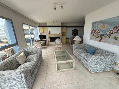 VENTA Y ALQUILER TEMPORADA PENTHOUSE PRIMERA LINEA