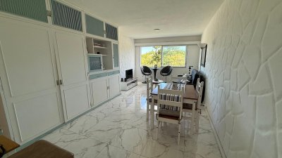MONOAMBIENTE CON COCINA DEFINIDA PRIMERA LINEA MANSA