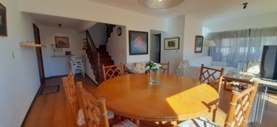VENTA APARTAMENTO, Zona Mansa, 3 dormitorios