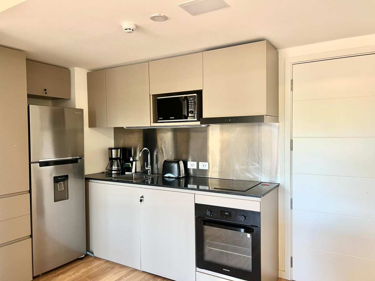Oportunidad Moderno apto. 1 dormitorio playa mansa 