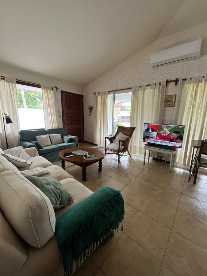 HERMOSA CASA ALQUILER VERANO MANSA