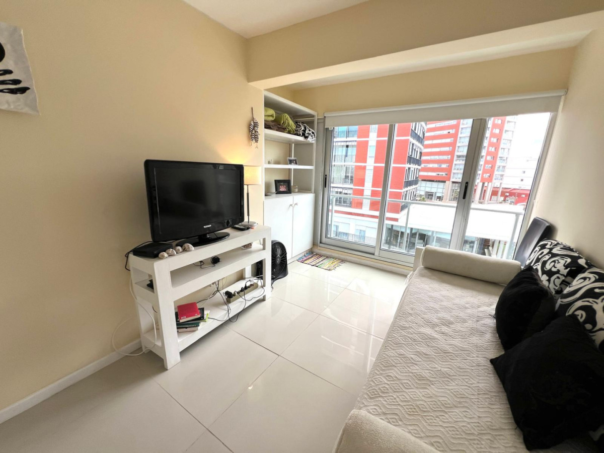Imagen de Apartamento en venta frente al mar. En península. 