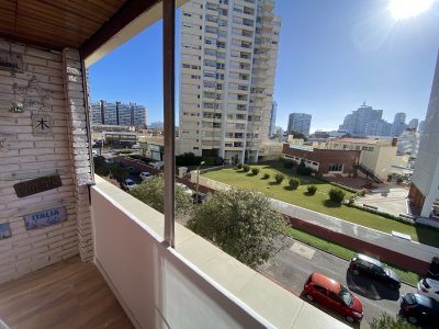 Alquiler de apartamento, zona Brava