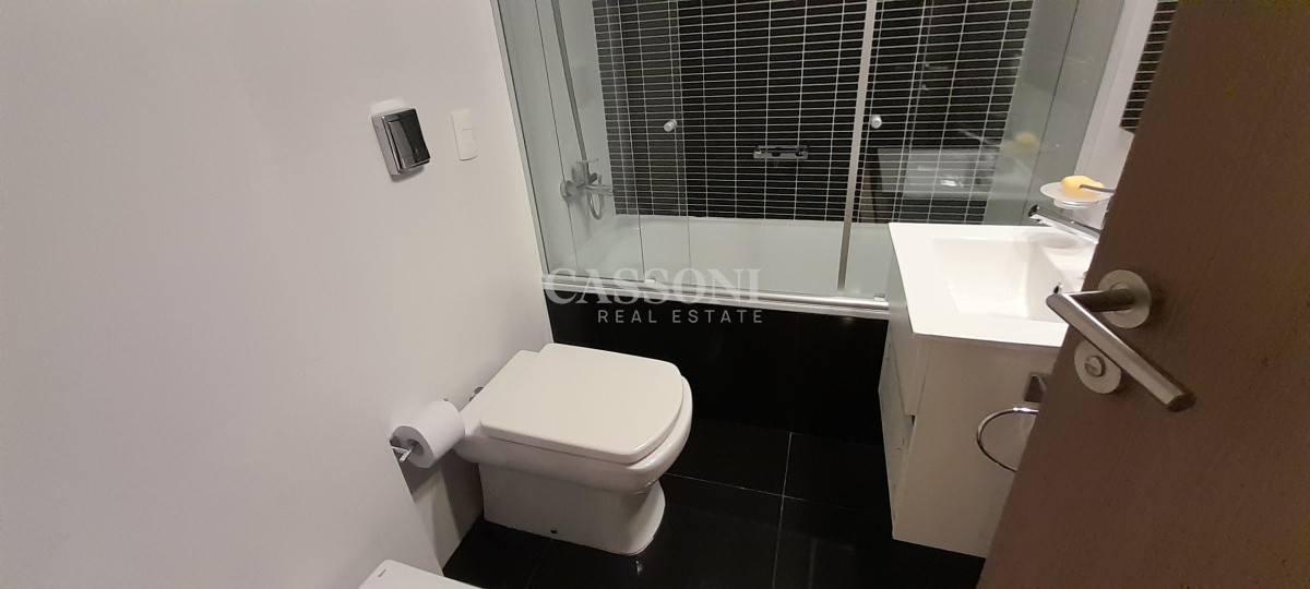 Venta y Alquiler Anual, Apartamento 2 Dormitorios + Dep, Torre Look Brava - Imagen 9