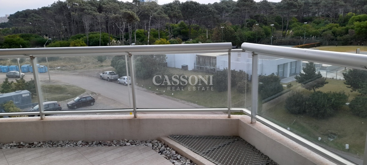 Venta y Alquiler Anual, Apartamento 2 Dormitorios + Dep, Torre Look Brava - Imagen 6