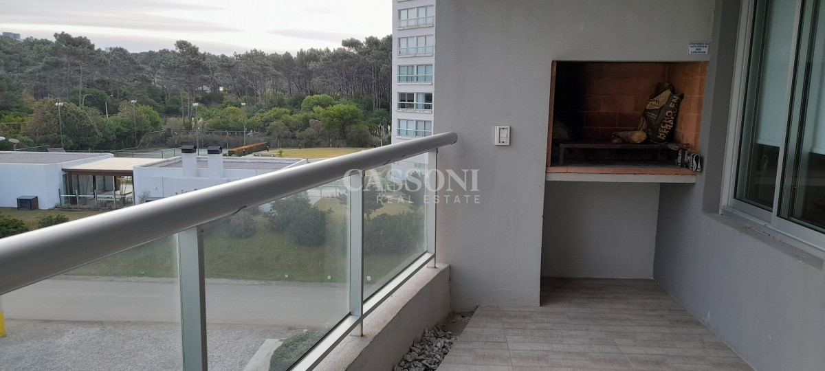 Venta y Alquiler Anual, Apartamento 2 Dormitorios + Dep, Torre Look Brava - Imagen 3