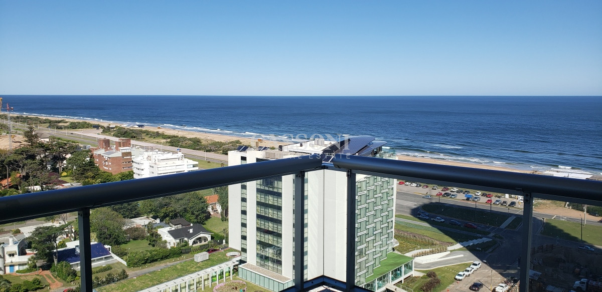 Venta, Piso Alto, 3 Dormitorios, Look Brava - Imagen 3