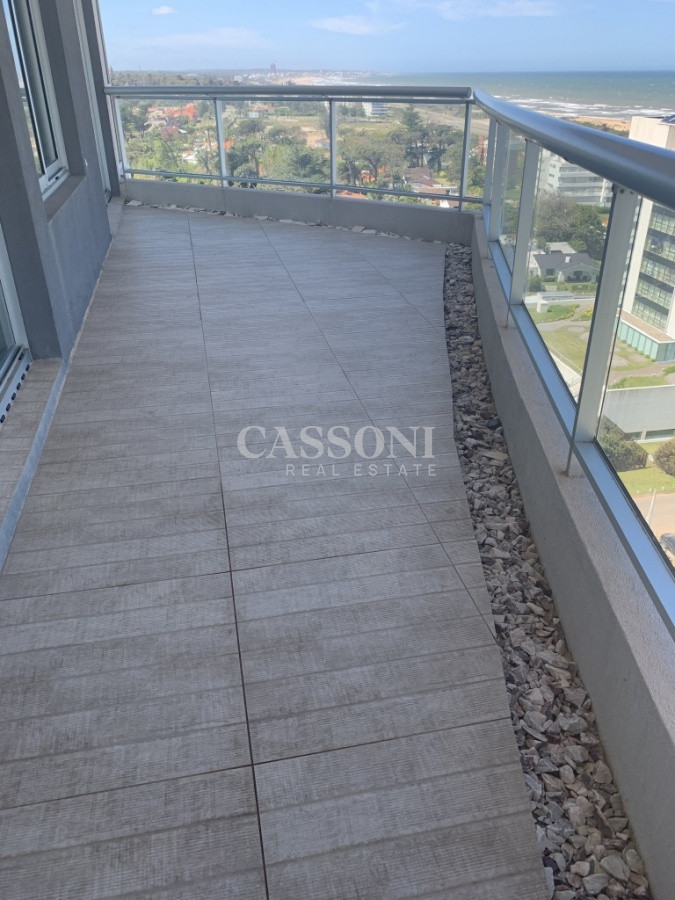 Look Brava, 3 Dormitorios y Servicio, Piso alto, Parrillero exclusivo - Imagen 3