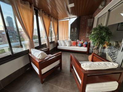Edificio San Isidro, venta de apto. 3 dormitorios y 3 baños