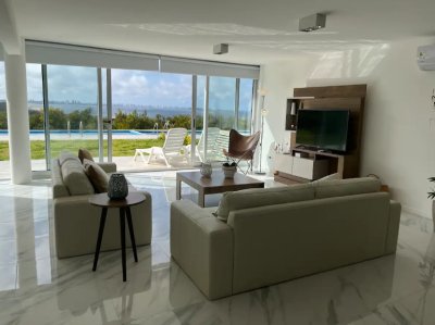 Venta Apartamento con Piscina Privada, Syrah Punta Ballena 