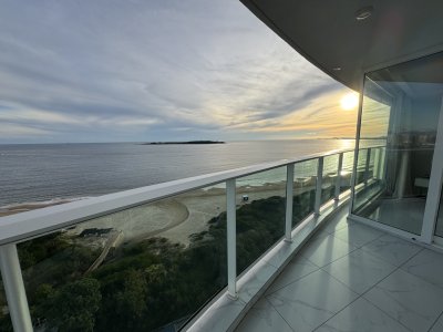 Apartamento 4 Dormitorios Paramount Playa Mansa