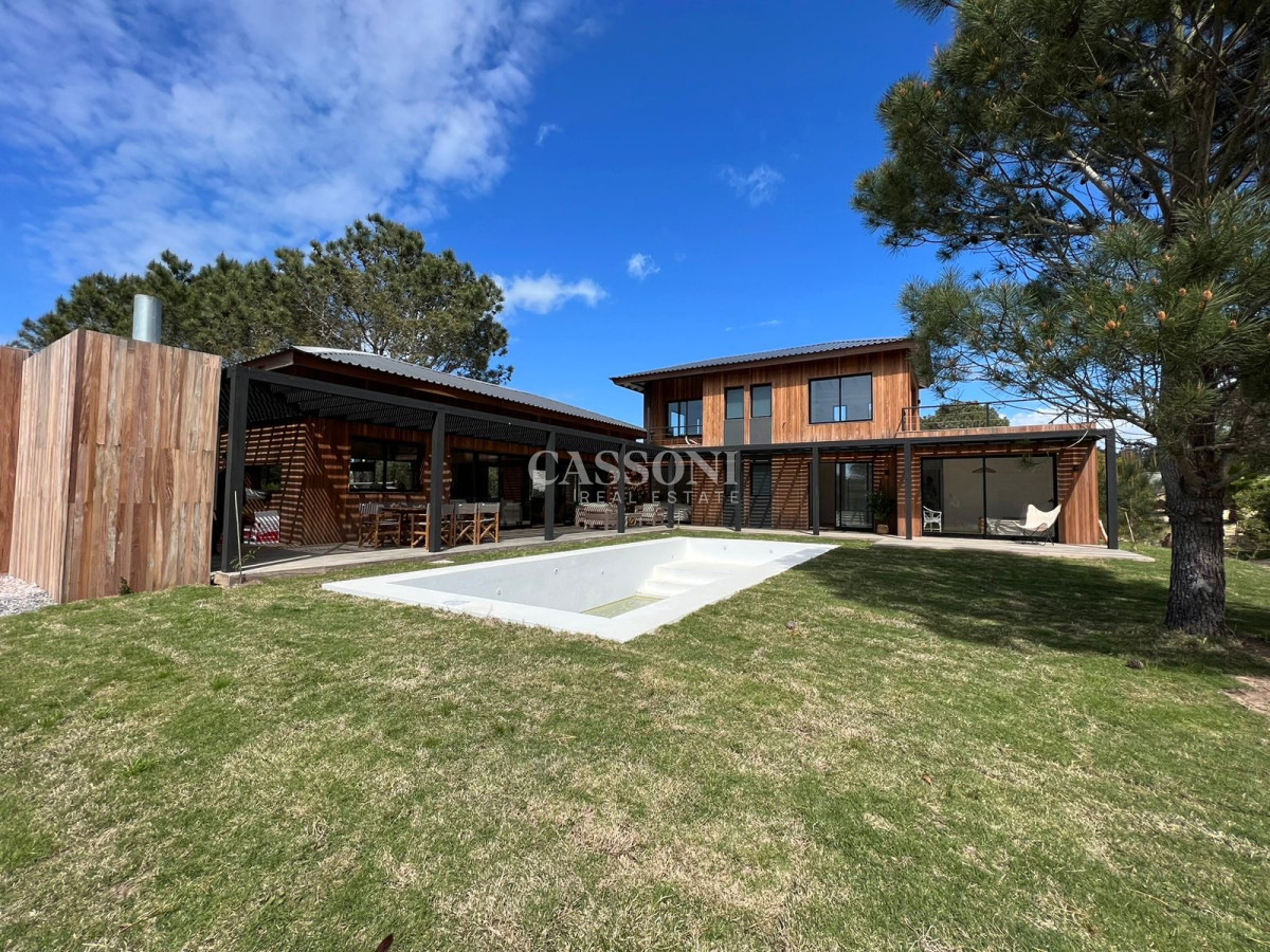 LAGUNA ESCONDIDA  Arquitectura, diseño y naturaleza en perfecta armonía - Imagen 4