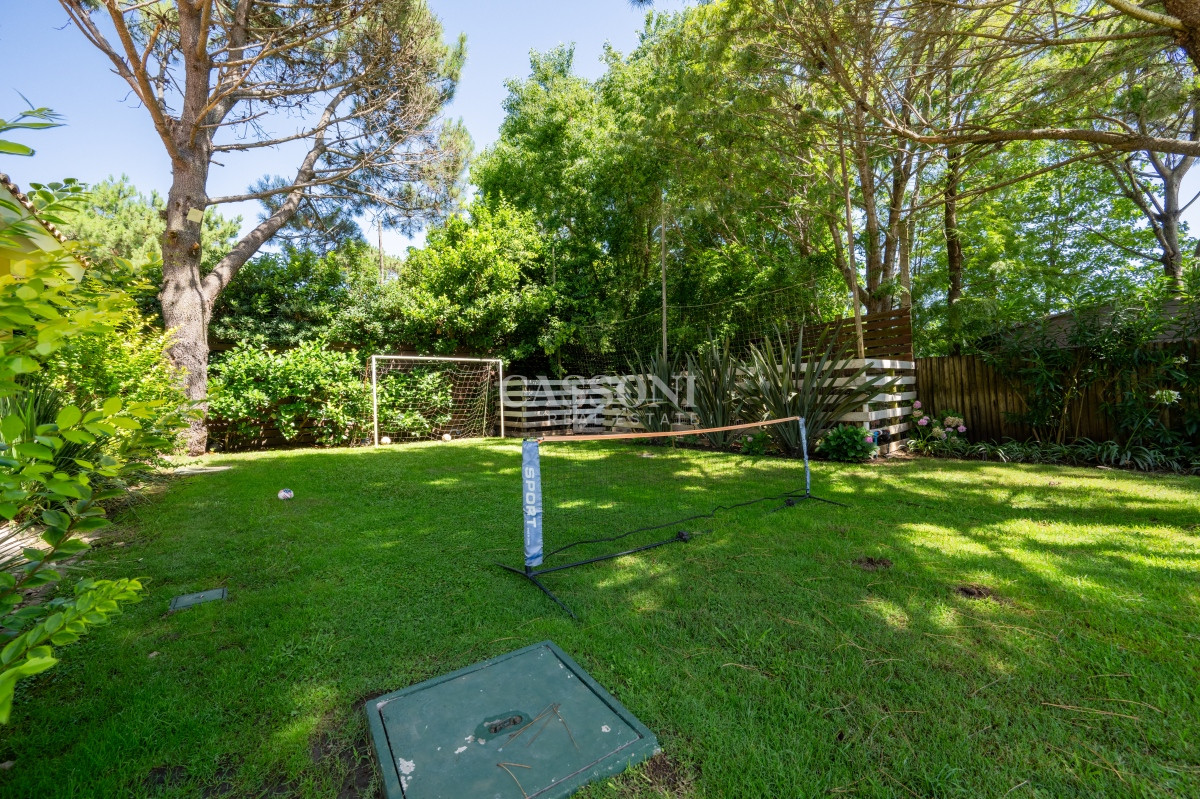 Venta, Espectacular Residencia en Barrio Privado, La Arbolada - Imagen 3