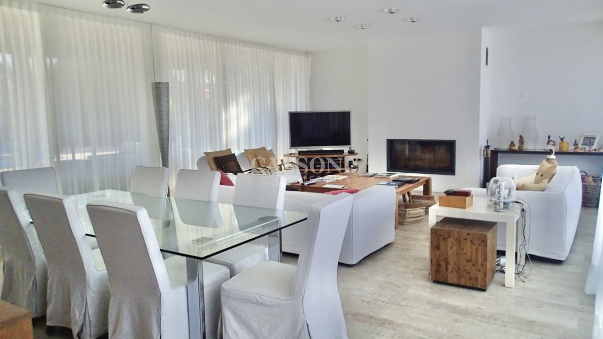 Espectacular Casa En La Arbolada 4 Dormitorios - Imagen 5