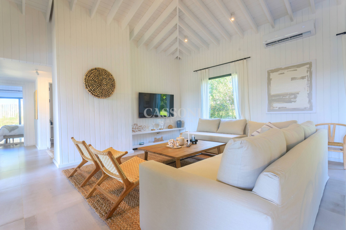Casa a estrenar en Pinar del Faro  1600 m² de naturaleza y confort - Imagen 4