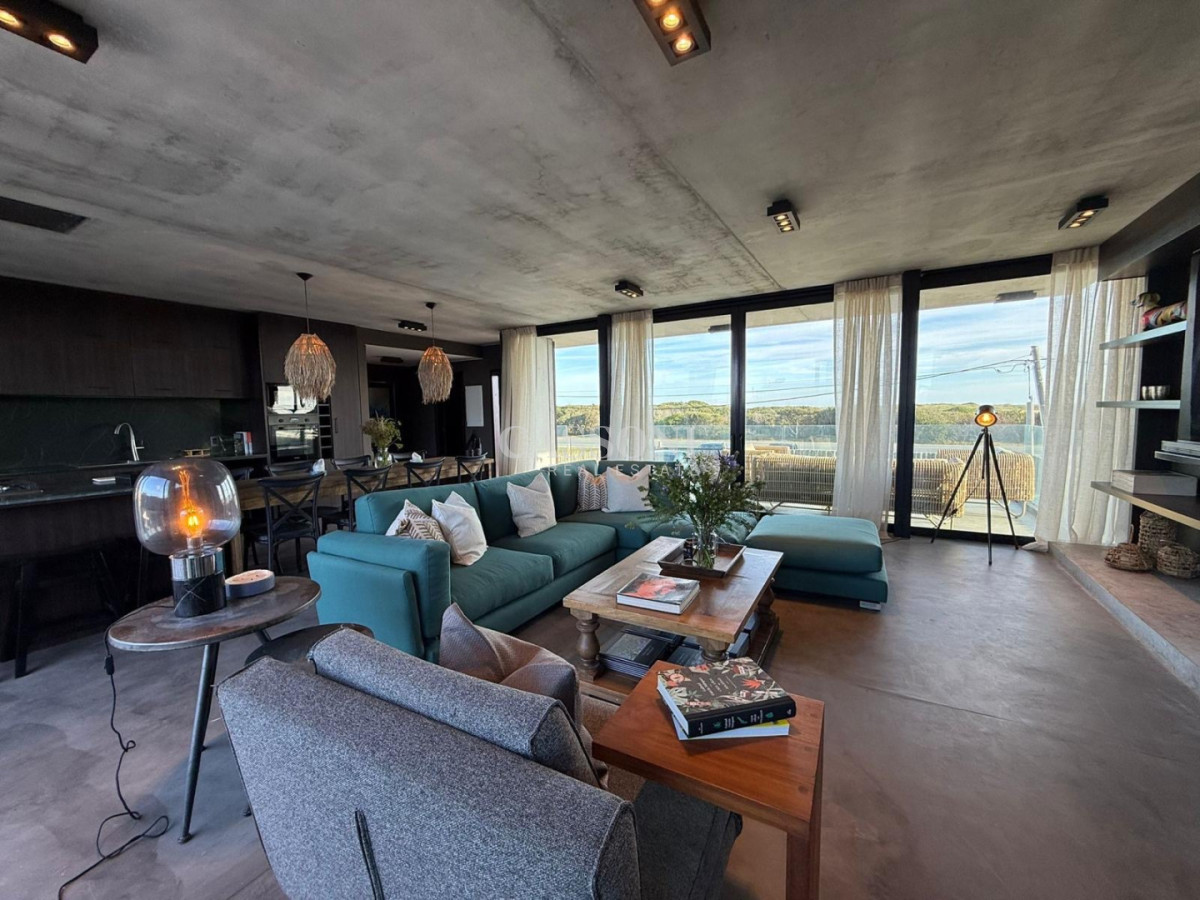 Casa a estrenar primera linea en La Juanita - Imagen 13