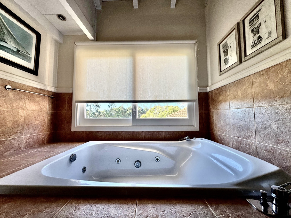 Residencia clásica con encanto colonial frente al golf - Imagen 21