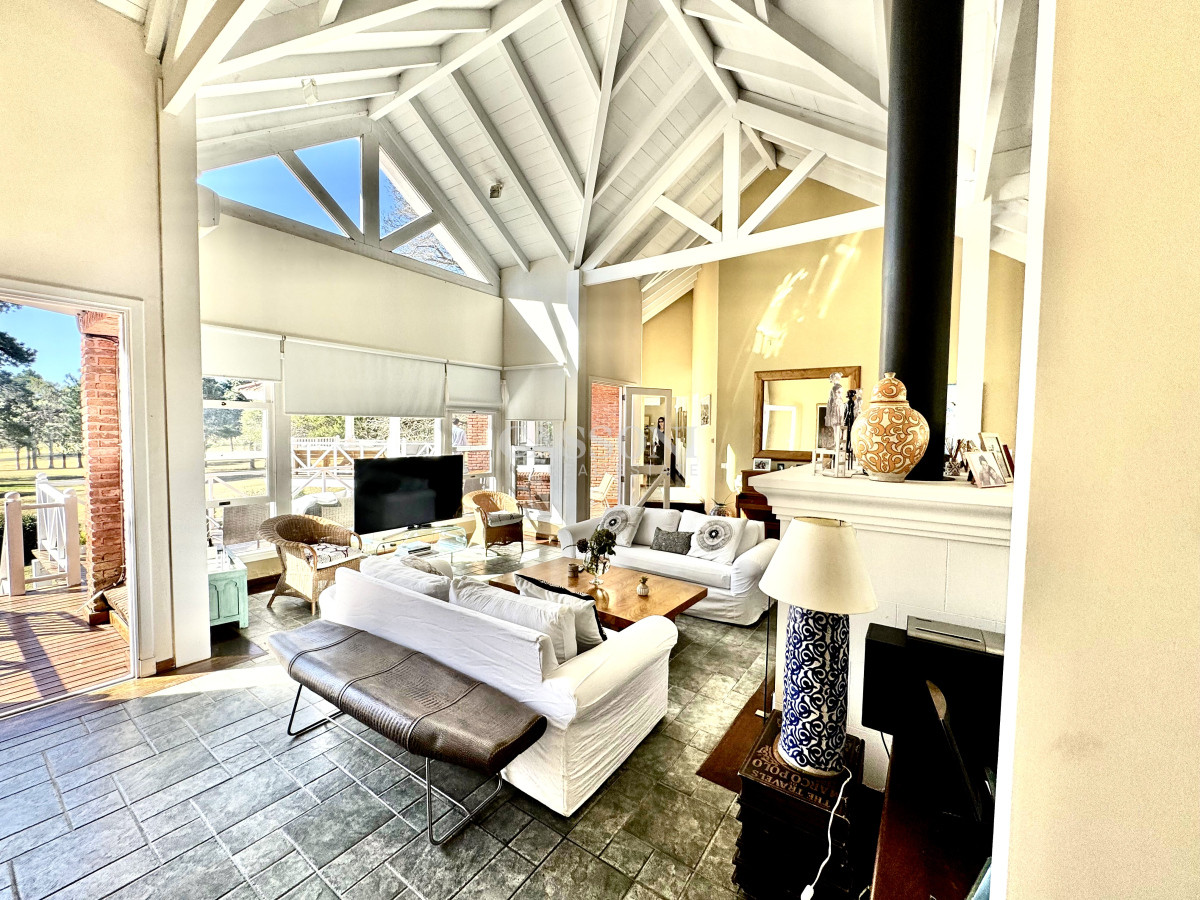 Residencia clásica con encanto colonial frente al golf - Imagen 10