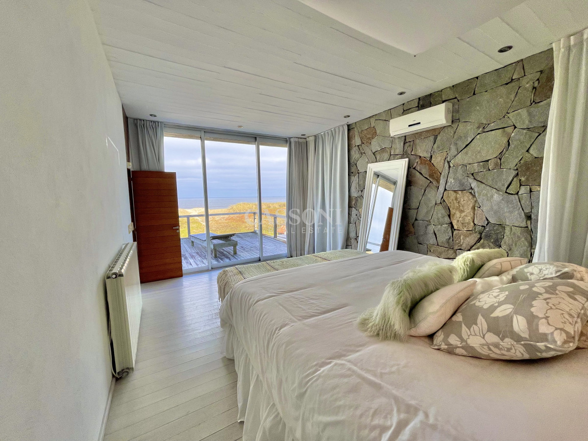 Casa única sobre el mar jose ignacio - Imagen 32