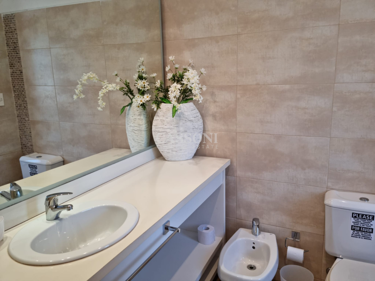 Hermosa Casa de 2 Dormitorios - Imagen 9