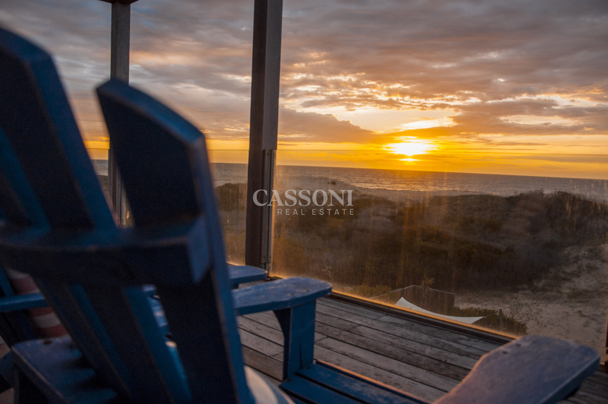 Una joya arquitectónica sobre el mar. - Imagen 35