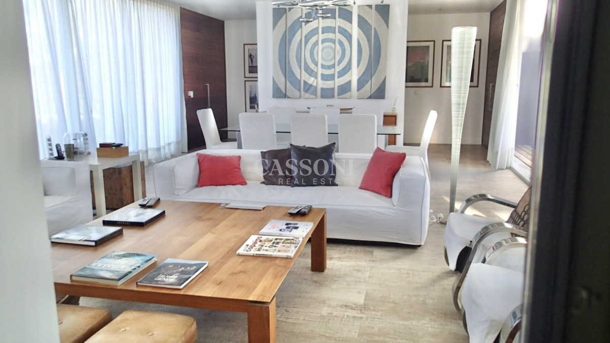 Espectacular Casa En La Arbolada 4 Dormitorios - Imagen 13