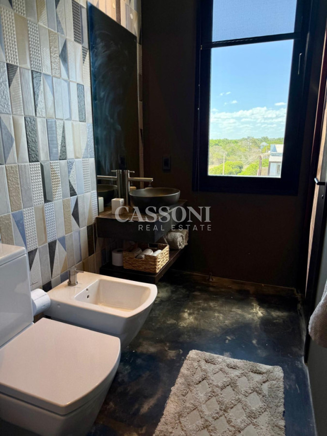 Casa a estrenar primera linea en La Juanita - Imagen 54