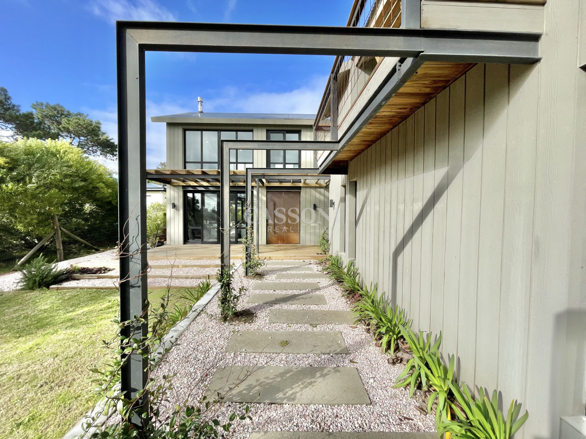 Casa de estreno en Pinar del Faro - Imagen 1