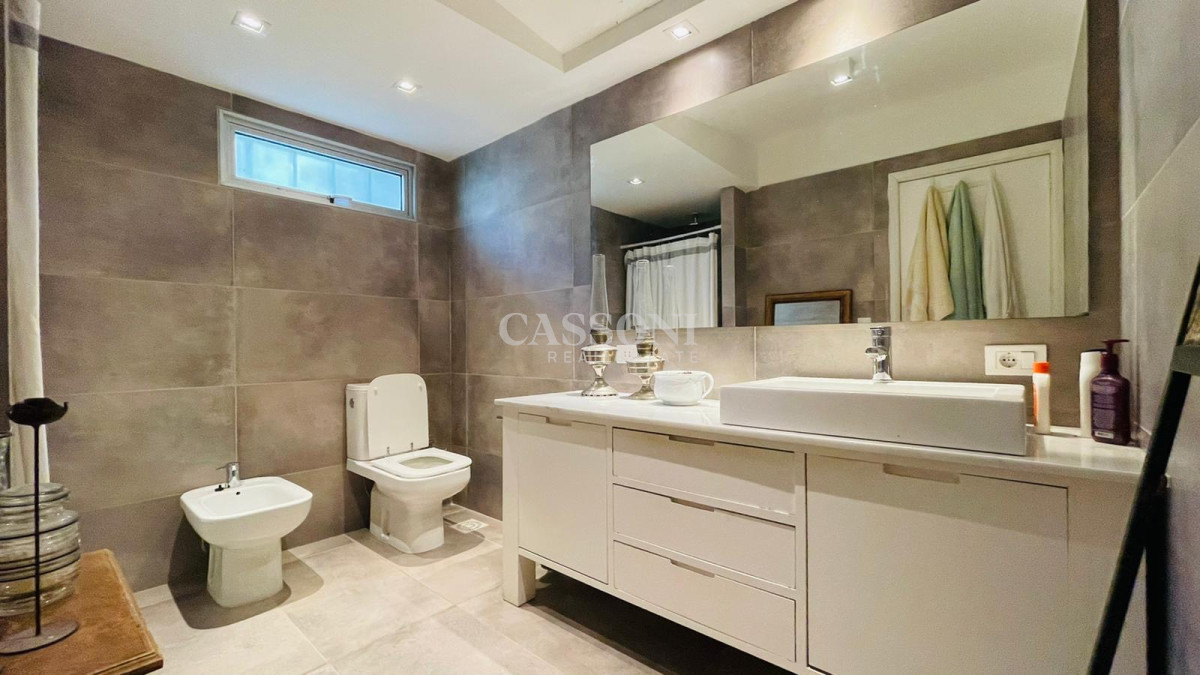 Alquiler Temporal Casa Grande Playa Mansa - Imagen 16