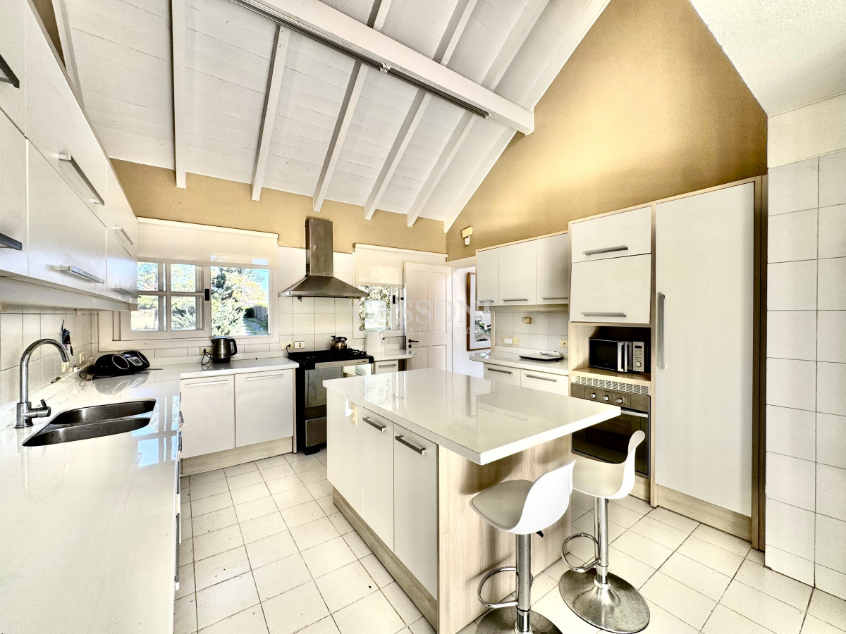 Residencia clásica con encanto colonial frente al golf - Imagen 15