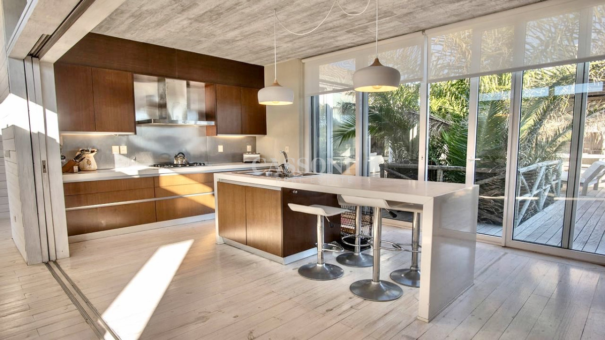 Refugio de diseño en Club de mar - Imagen 14