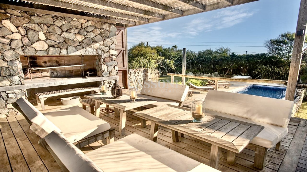 Refugio de diseño en Club de mar - Imagen 6