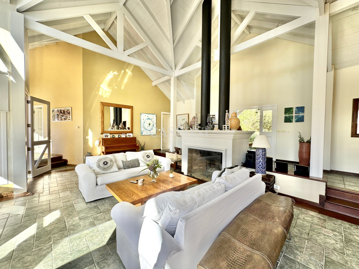 Residencia clásica con encanto colonial frente al golf - Imagen 11