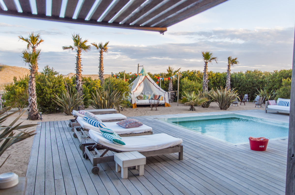 Una joya arquitectónica sobre el mar. - Imagen 4