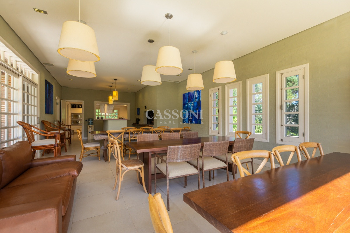 Venta, Residencia en barrio Lugano, 9 Dormitorios - Imagen 9