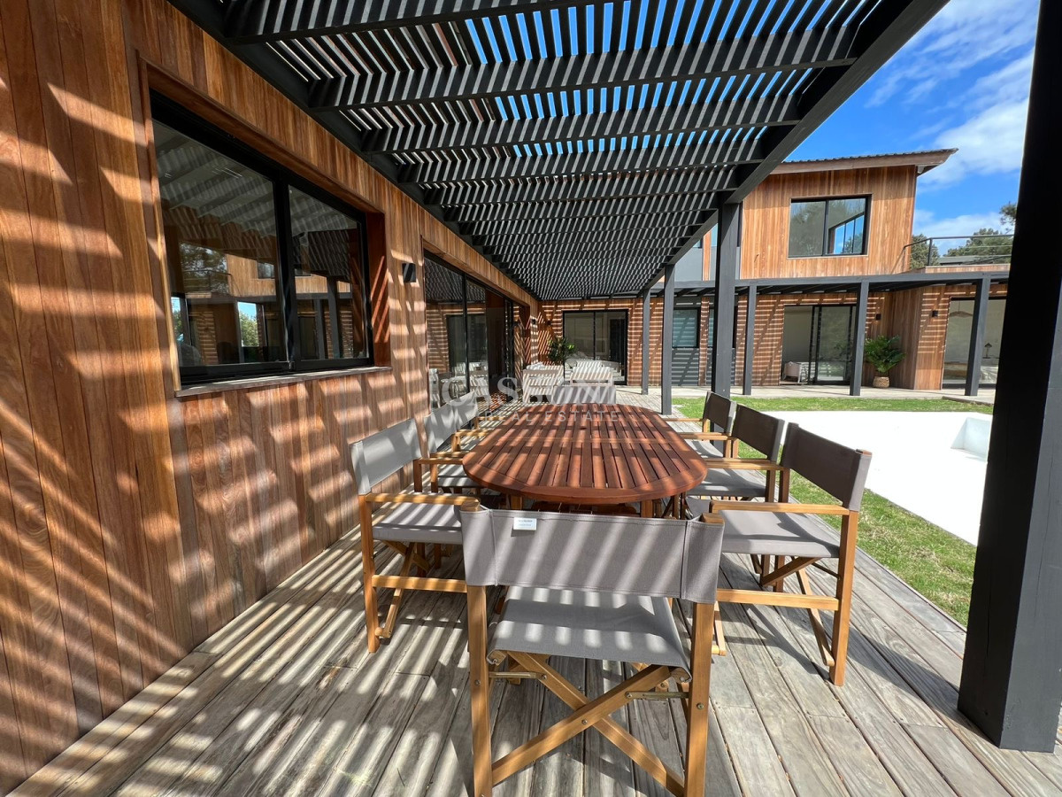 LAGUNA ESCONDIDA  Arquitectura, diseño y naturaleza en perfecta armonía - Imagen 6