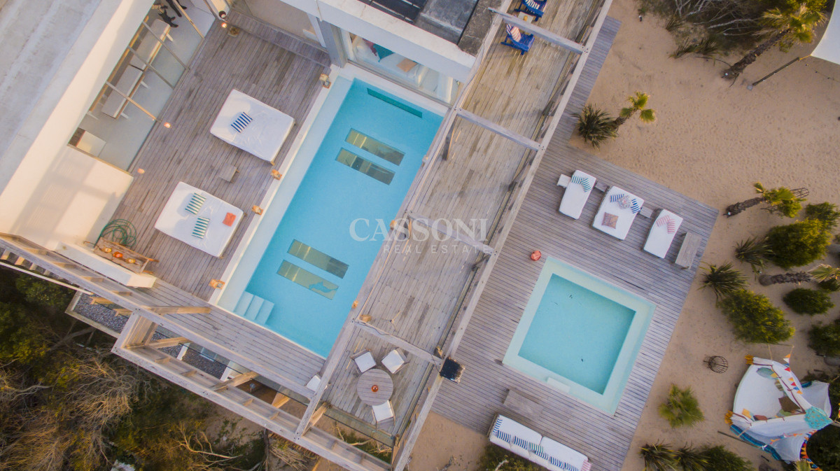 Una joya arquitectónica sobre el mar. - Imagen 19