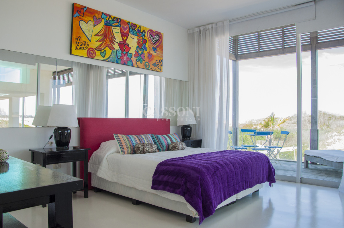 Una joya arquitectónica sobre el mar. - Imagen 48