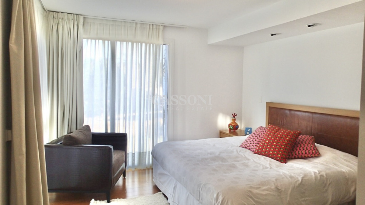 Espectacular Casa En La Arbolada 4 Dormitorios - Imagen 9
