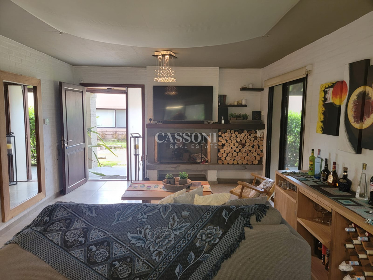 Venta Casa Duplex 2 Dormitorios en Barrio Privado - Imagen 2